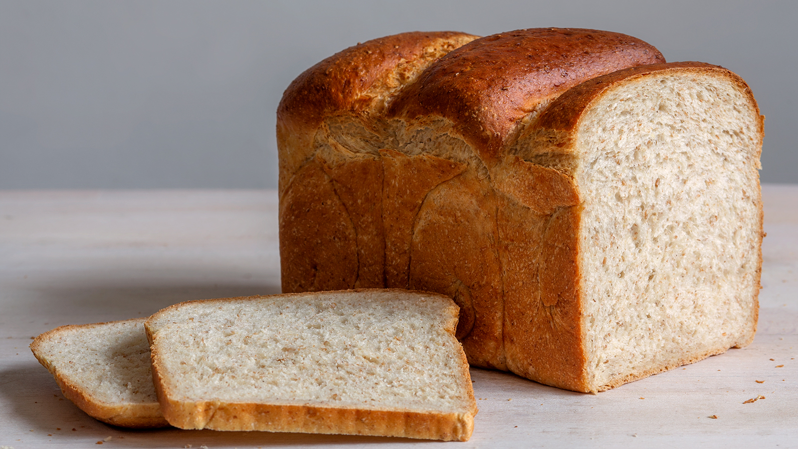 Stay-soft white, rye and wholemeal milk loaf