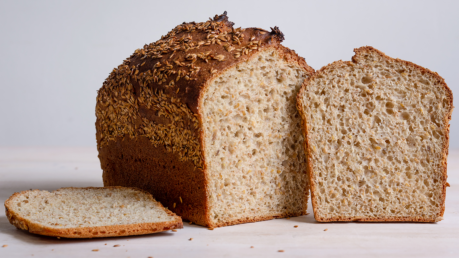 Easy No-Knead Golden Linseed Bread Recipe