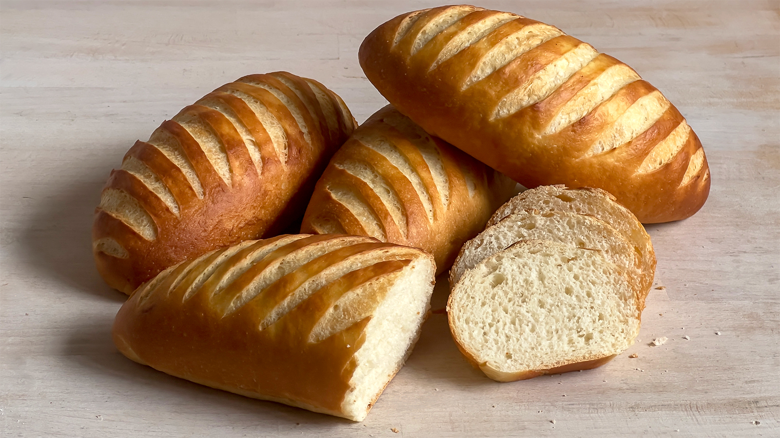 Pain Viennois, French-style soft milk bread