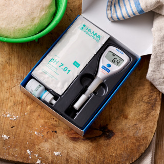 Bread and Dough pH Tester by Hanna instruments