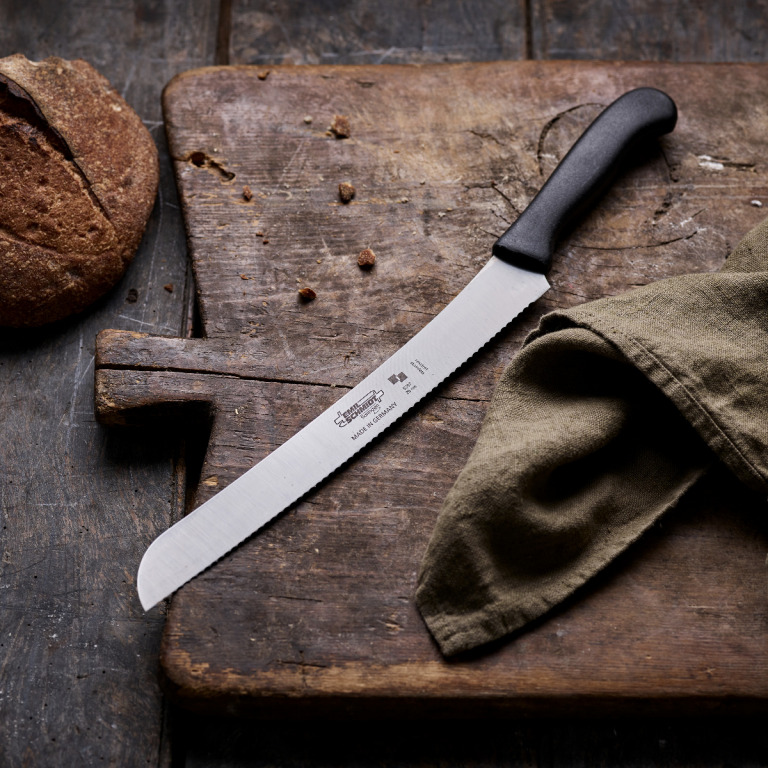 Knife for Crusty Bread by BakeryBits
